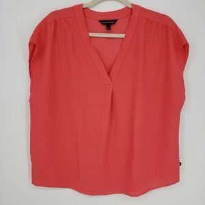 Banana Republic Coral V Neck Cap Sleeve Pleated Blouse Top Mixed Media Womens L